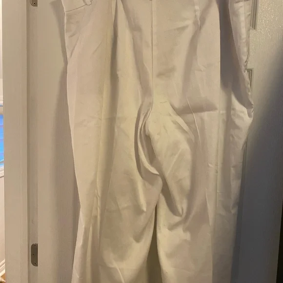 NWOT Vera Wang White Capri Pant Size 20W - Picture 3 of 4
